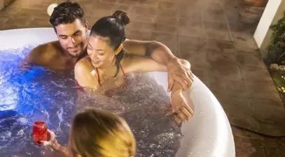 poolplatz-whirlpool-t2-406x225